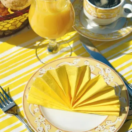 Und Restaurant Buehlhaus 3*