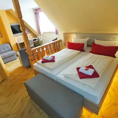 Und Restaurant Buehlhaus 아이벤슈토크