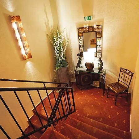 Und Restaurant Buehlhaus