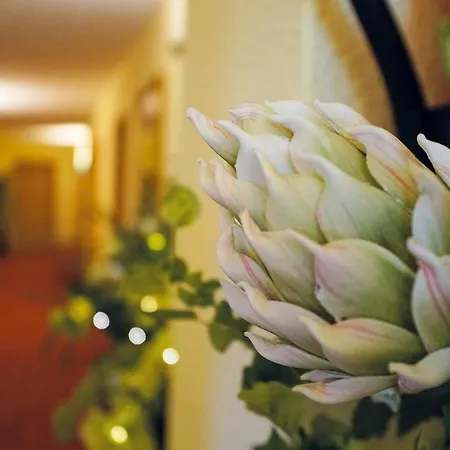 Und Restaurant Buehlhaus 호텔